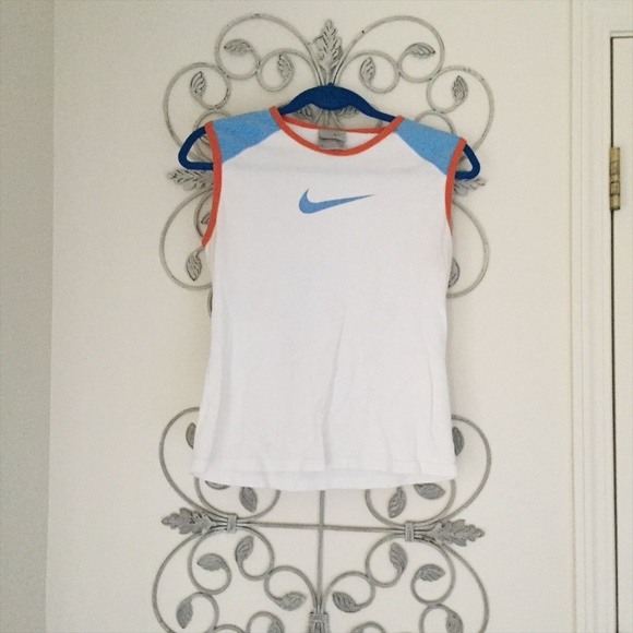 Nike Tops - Women's White Nike Tank Large Fitness Workout